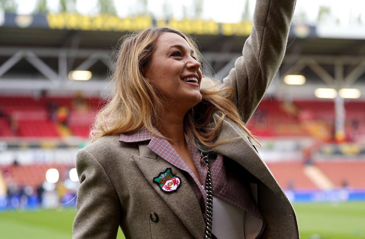 Blake Lively at Sky Bet Match Wrexham vs Charlton, April 2025