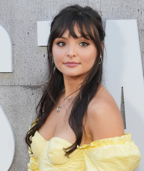 Cassady McClincy at Handmaid’s Tale Premiere, April 2025 6