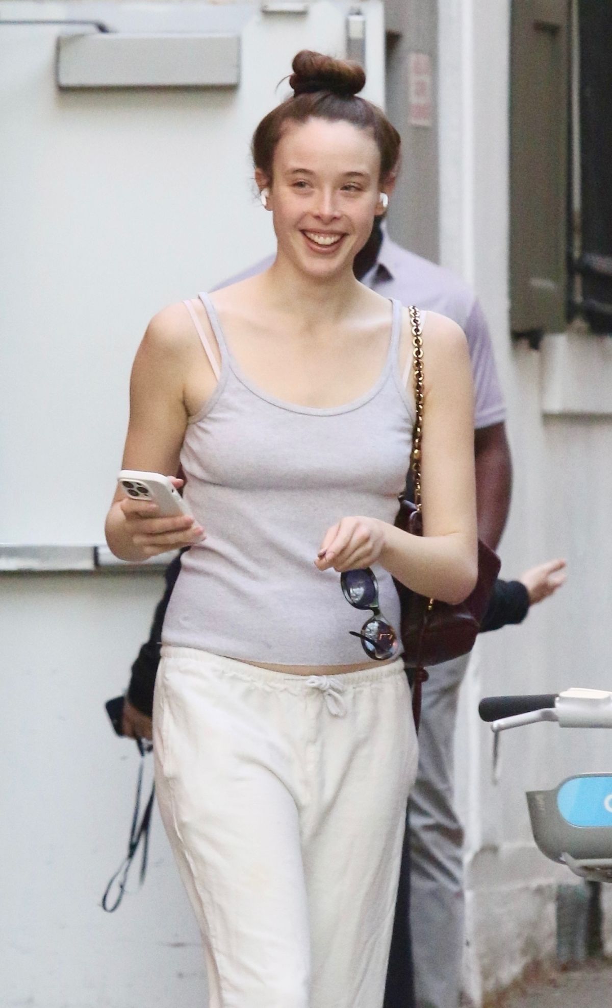 Ella Beatty Goes Makeup-Free in New York City, April 2025