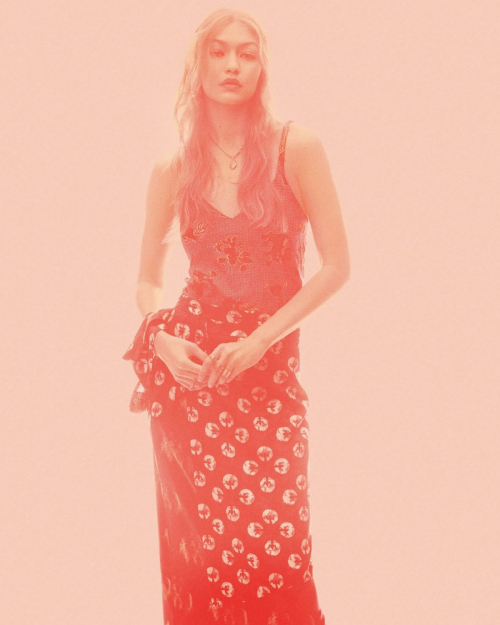 Gigi Hadid Birthday Wish by Vogue Magazine, April 2025 7