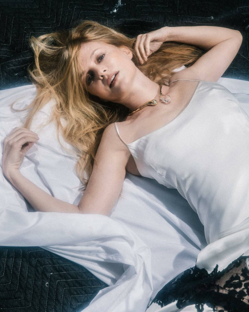 Heather Graham for Numero Magazine Netherlands, April 2025 3
