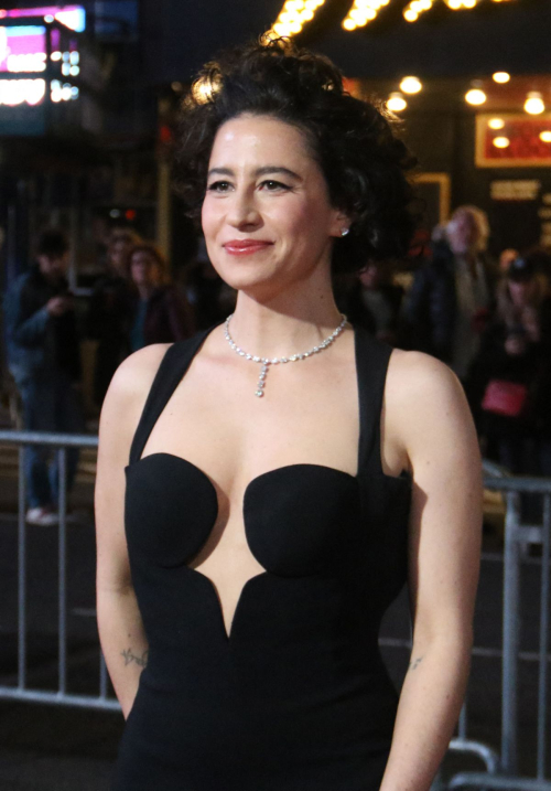 Ilana Glazer at Good Night Cast Premiere, April 2025 1