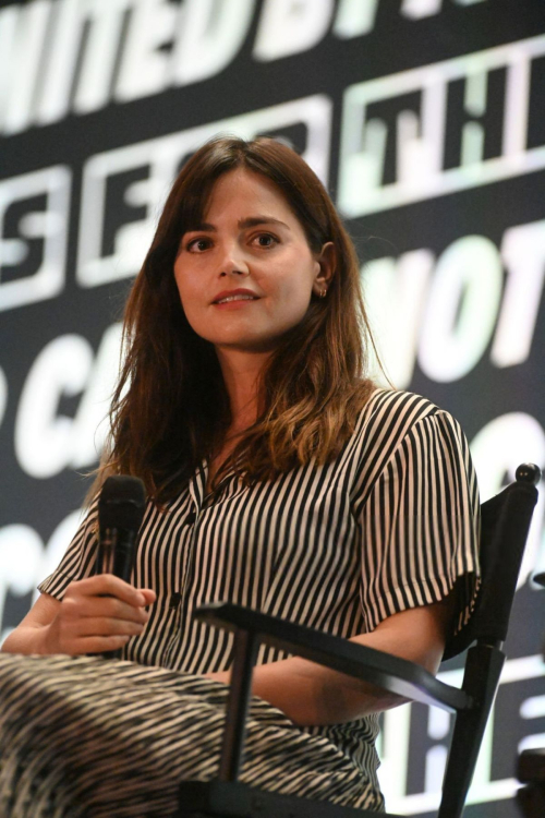 Jenna Coleman at MegaCon Orlando, February 2025 1