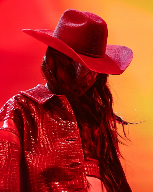 Jennie Performs at 2025 Coachella Valley Festival, Weekend 1, Day 2, April 2025 7