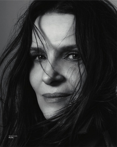 Juliette Binoche in Marie Claire France, June 2025 6