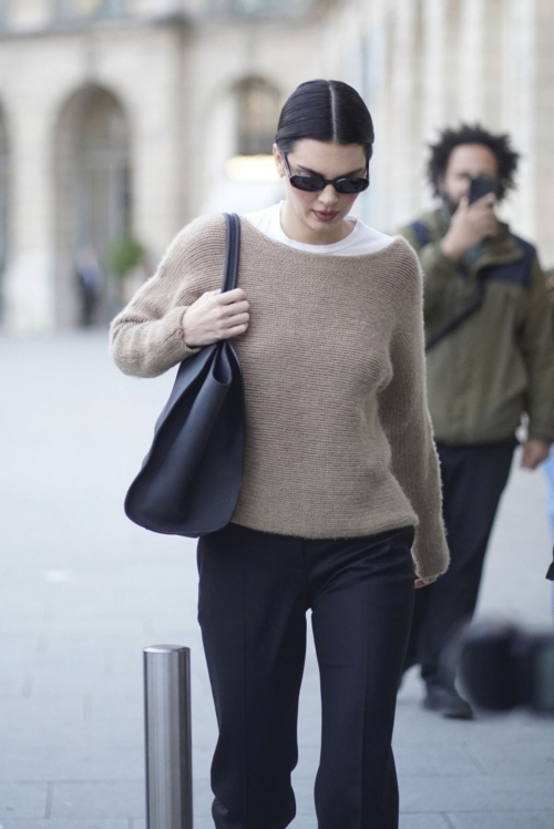 Kendall Jenner Out and About in Paris, April 2025 1