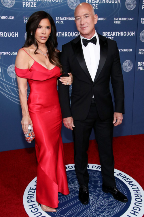 Lauren Sanchez at Breakthrough Prize Ceremony, April 2025 1