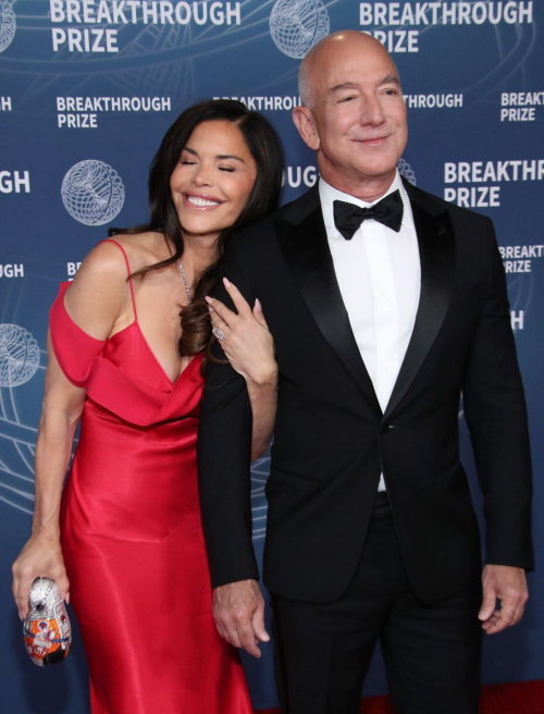 Lauren Sanchez at Breakthrough Prize Ceremony, April 2025 3