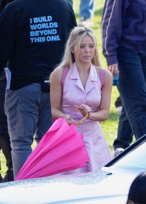 Lexi Minetree on Set of Series Elle Vancouver BC, April 2025