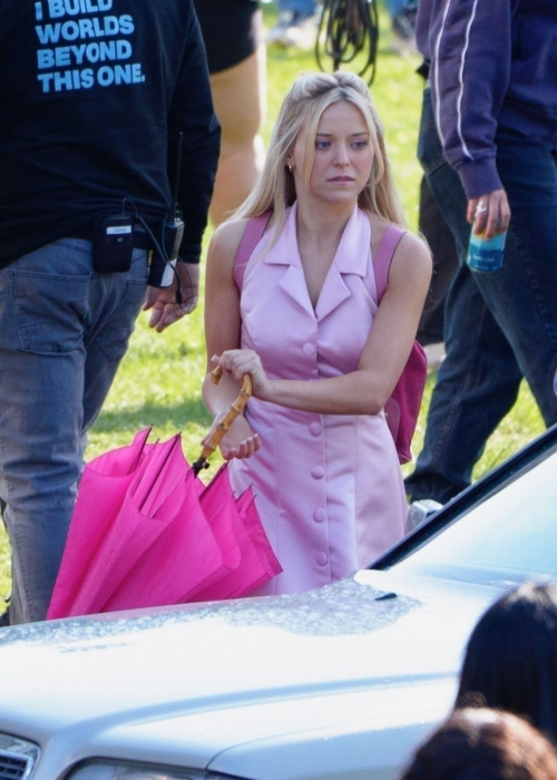 Lexi Minetree on Set of Series Elle Vancouver BC, April 2025 4