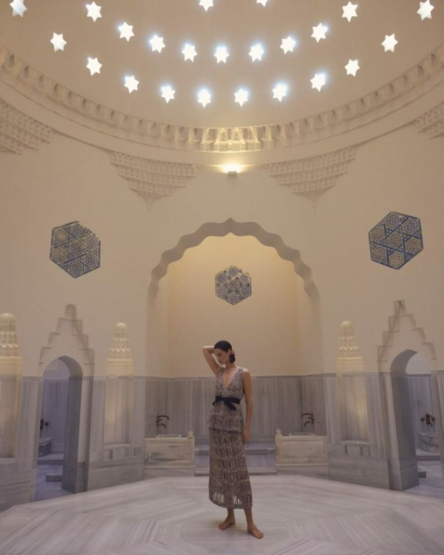 Lise Olsen for Elle Germany, April 2025 4