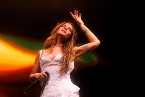 Maren Morris at White Claw Sessions in Palm Springs, April 2025 7