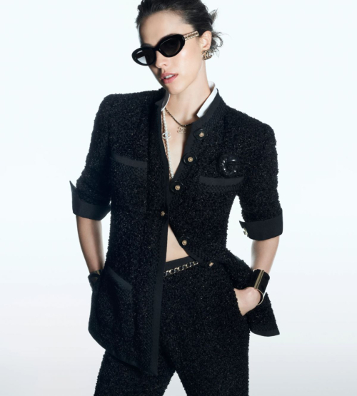 Margaret Qualley for Chanel Eyewear Campaign, Spring 2025 3