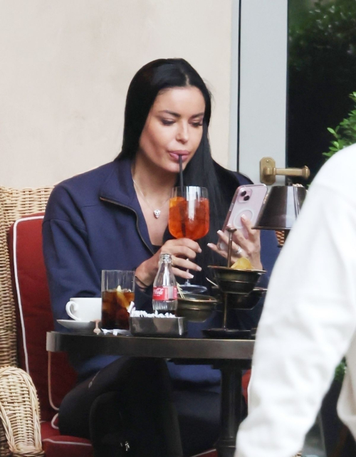 Marijana Vidovic Purchasing a Suitcase at Rimowa Store, April 2025 4