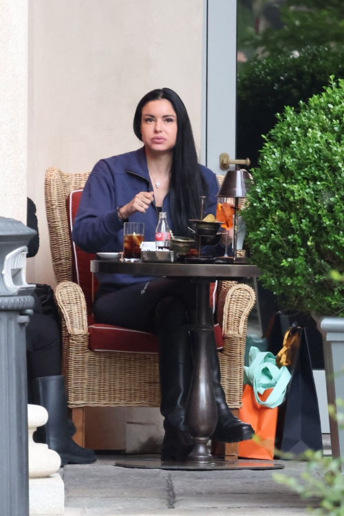 Marijana Vidovic Purchasing a Suitcase at Rimowa Store, April 2025 7