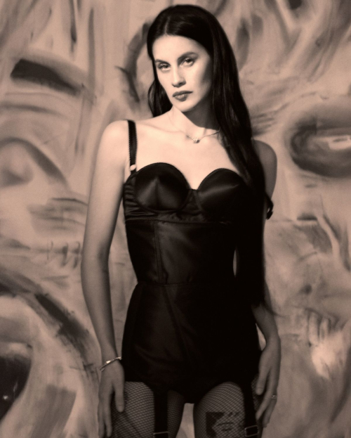 Milena Smit for Le Mile Magazine, Spring 2025 16