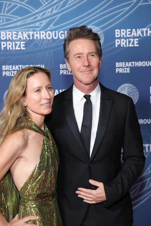 Shauna Robertson at Breakthrough Prize Ceremony, April 2025 6