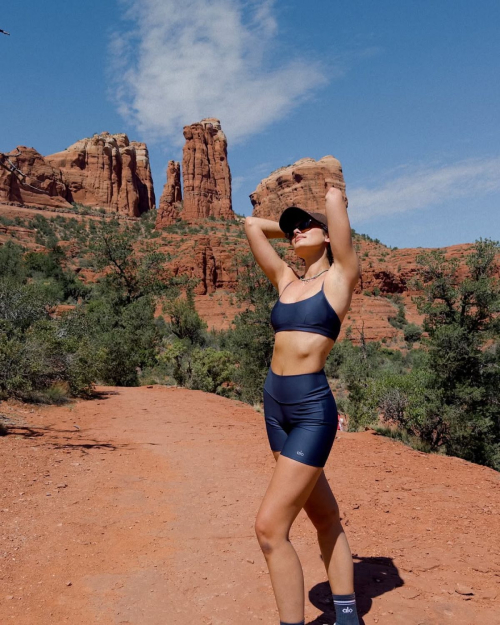Taylor Hill Instagram photos, April 2025
