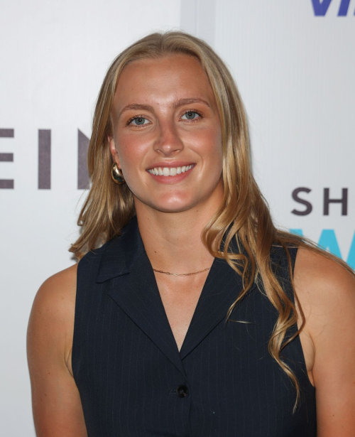 Aggie Beever-Jones at Women