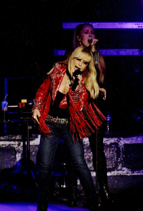 Anastacia Performs at O2 Apollo Manchester, April 2025 4