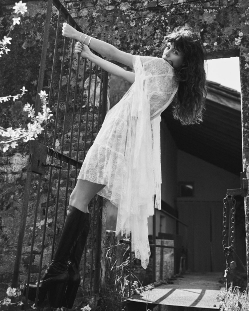 Celeste Dalla Porta Collectible Dry Feature, Summer 2025 11