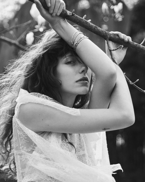 Celeste Dalla Porta Collectible Dry Feature, Summer 2025 13