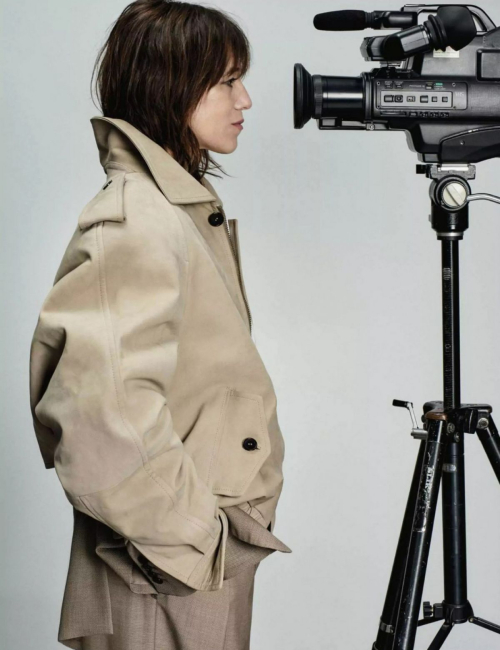 Charlotte Gainsbourg in Elle Magazine France, Apr 2025 3