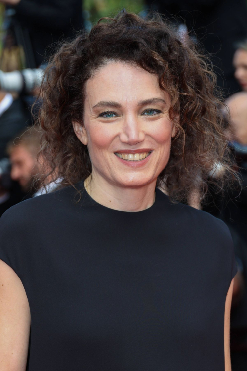 Coralie Fargeat at Cannes Film Festival Closing, May 2025 5