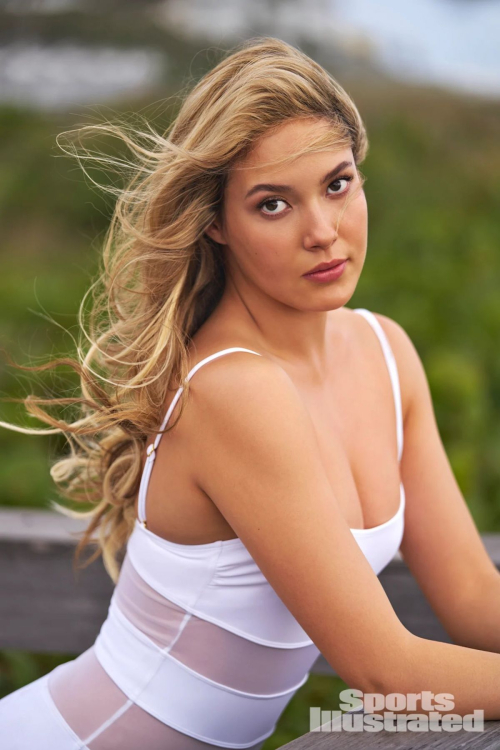 Eileen Gu in Sports Illustrated Swimsuit Spread, May 2025 13