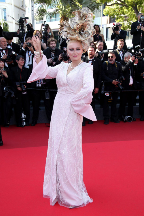 Elena Lenina at Case 137 Premiere Cannes, May 2025 3