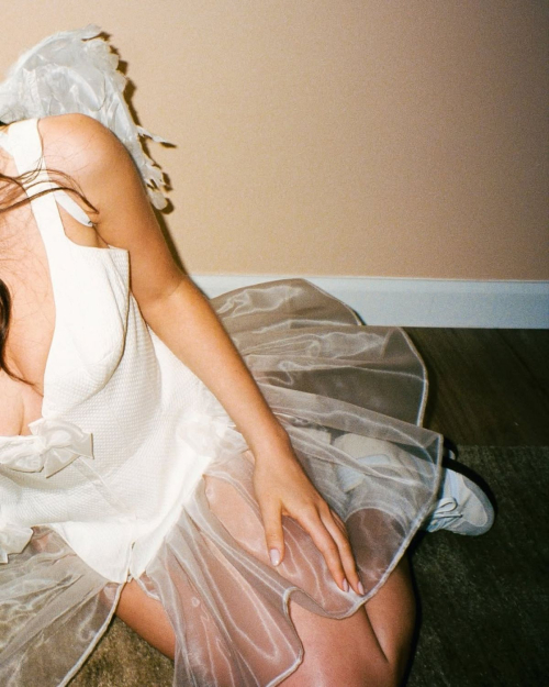 Ella Rubin Featured in Wonderland Magazine, May 2025 1