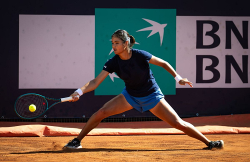 Emma Raducanu Practices for Italian Open in Rome, May 2025 4