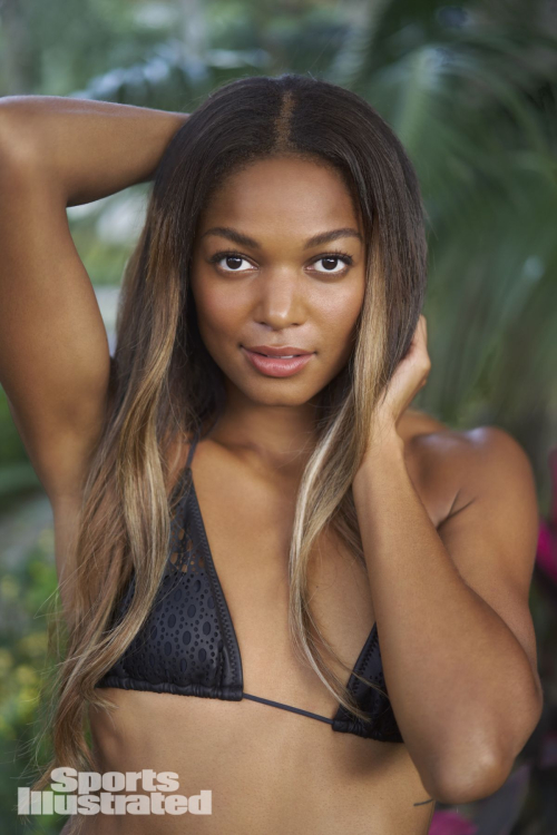 Gabby Thomas for Sports Illustrated Swim Shoot, May 2025 2