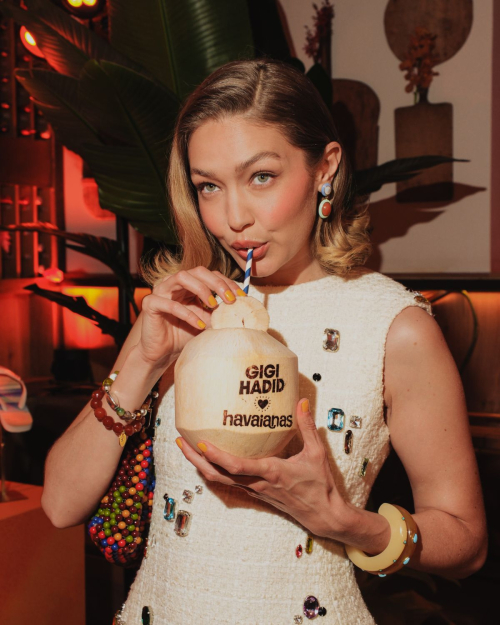Gigi Hadid at Havaianas launch New York, May 2025 6