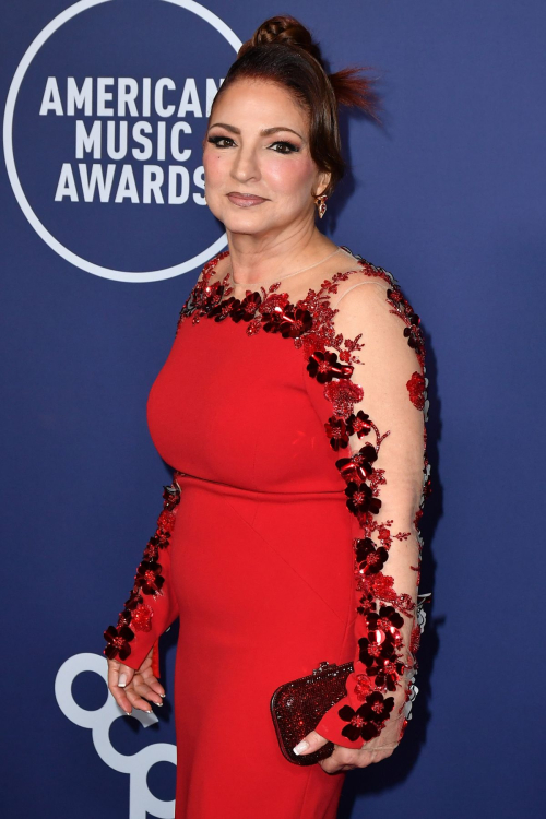 Gloria Estefan at American Music Awards in Las Vegas, May 2025 4