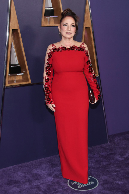 Gloria Estefan at American Music Awards in Las Vegas, May 2025 5