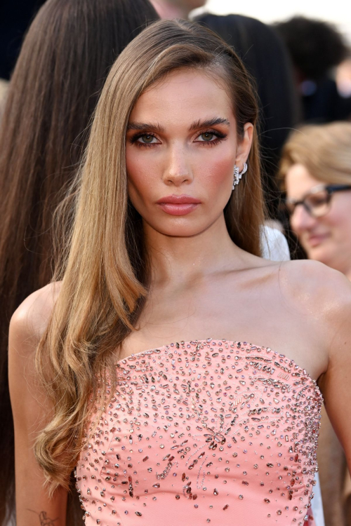 Hana Cross at The History of Sound Premiere, May 2025 4