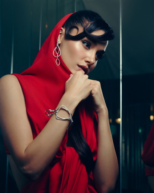 Hande Ercel in Studio for a Photoshoot, May 2025 12