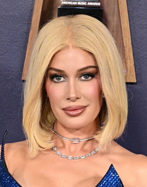 Heidi Montag at American Music Awards in Las Vegas, May 2025 4