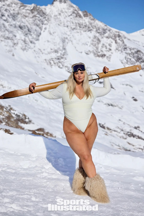 Hunter Mcgrady for Sports Illustrated Swimsuit, May 2025 10