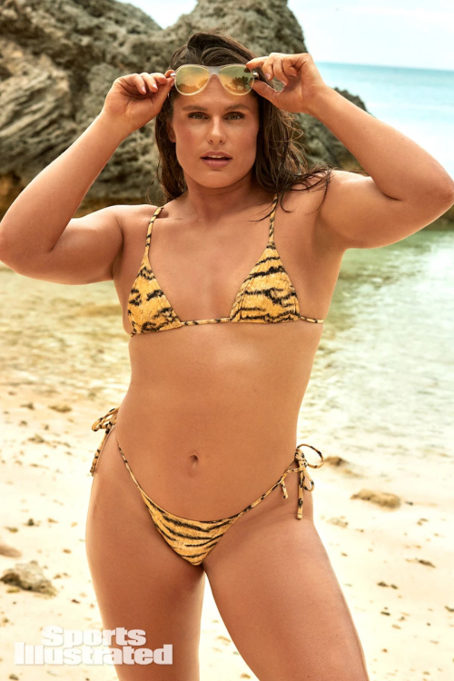 Ilona Maher for Sports Illustrated Swimsuit, May 2025 14
