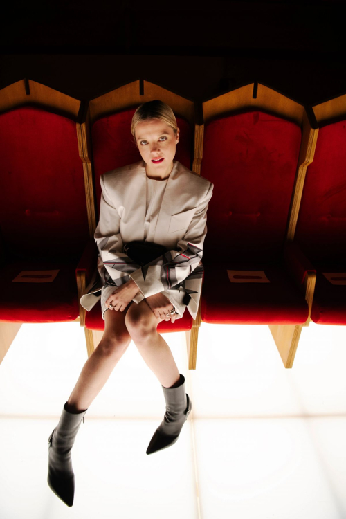 Jella Haase in Louis Vuitton for Vogue Germany, May 2025 8