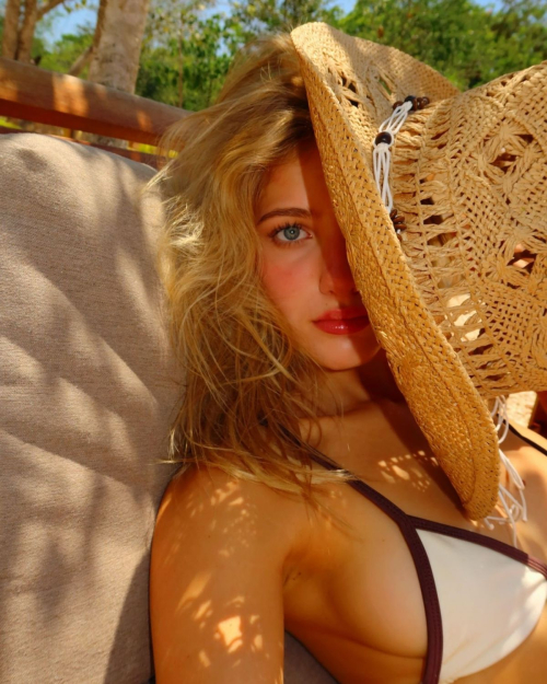 Jemima C. Robinson Instagram Photos, May 2025 2