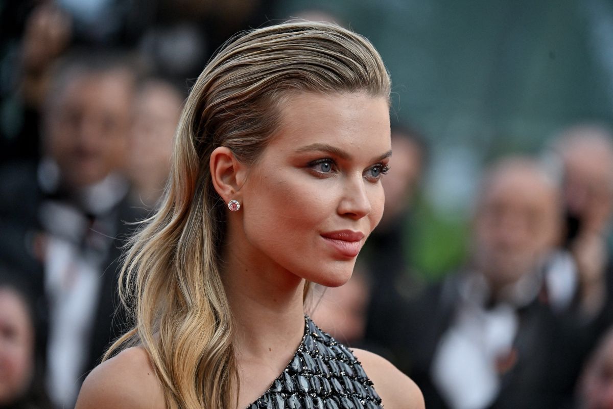 Kim Dammer at Phoenician Scheme Cannes Premiere, May 2025