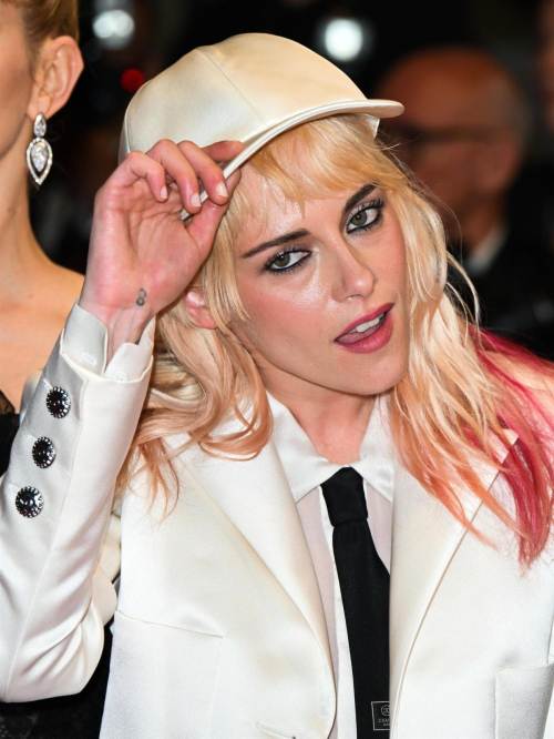 Kristen Stewart at The Chronology of Water Cannes, May 2025 6