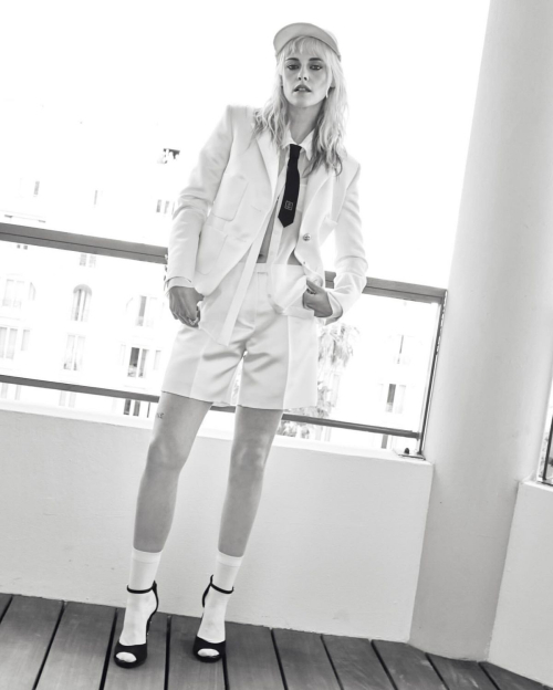 Kristen Stewart for Harper’s Bazaar France, May 2025 2