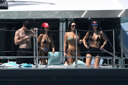 Kylie Jenner in Bikini at F1 Weekend in Miami, May 2025 7