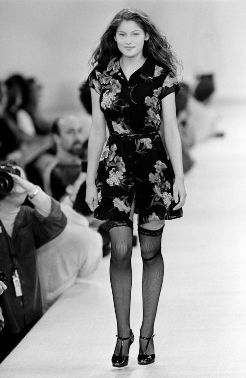 Laetitia Casta at Ralph Lauren Runway Show, November 1995 3