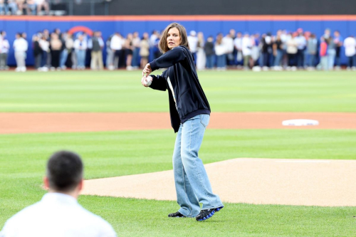 Lauren Cohan at Walking Dead: Dead City Night at Citi Field, May 2025 6