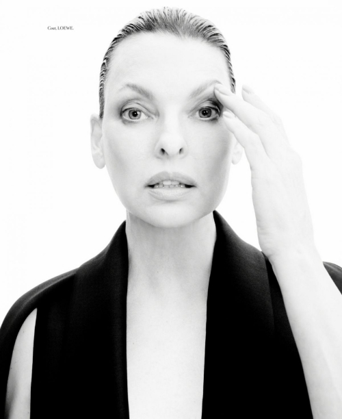 Linda Evangelista in Harper